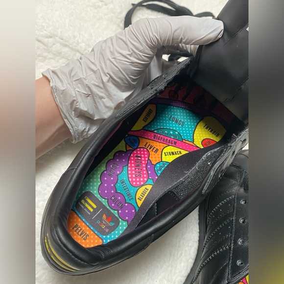 RARE NWOT Adidas Superstar x Pharrell Williams Sneakers in Black & Yellow - Picture 12 of 16